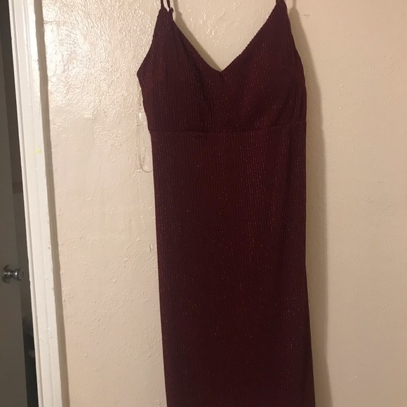 Dress - Picture 2 of 2